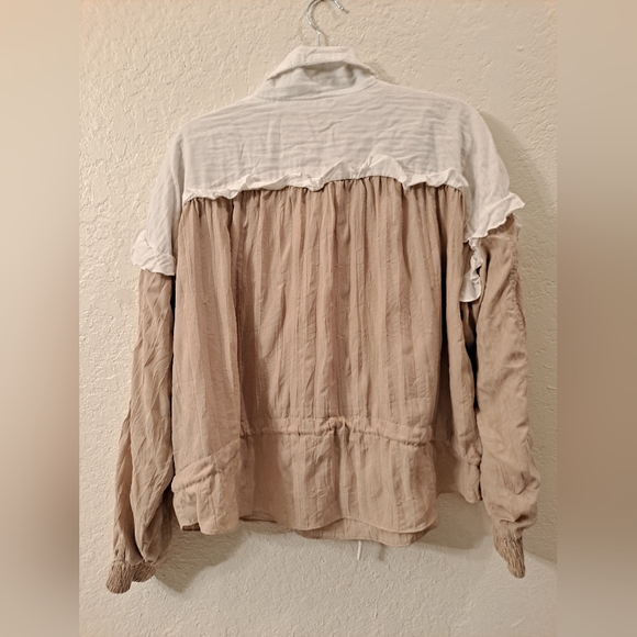 Free People Movement Women's Tan & White Lets Go Out Pullover Jacket Size Smal - Picture 6 of 13